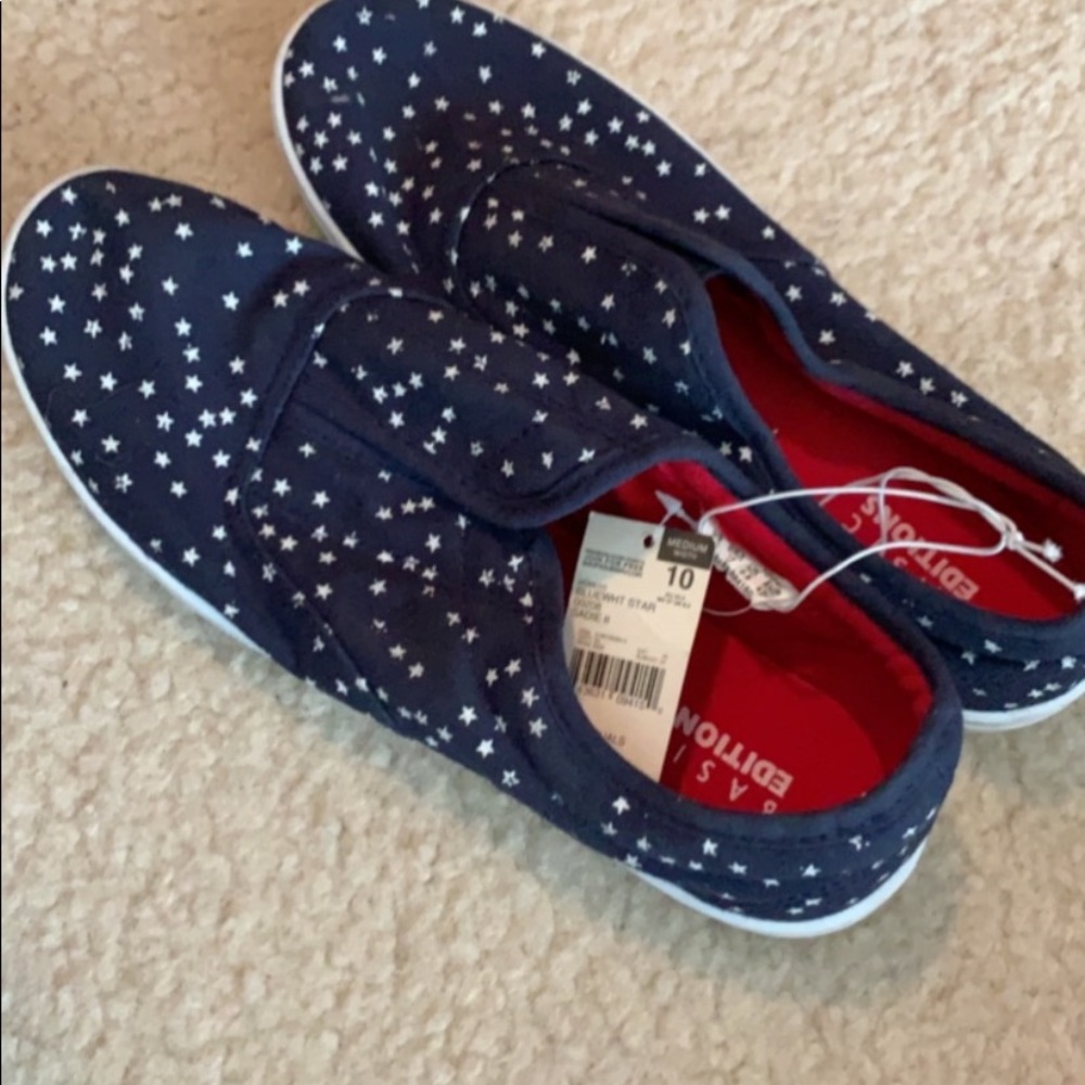 Star blue, white and red shoes